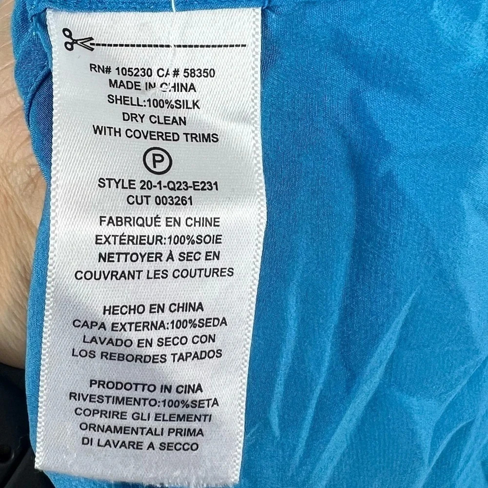 NWOT EQUIPMENT Slim Signature Silk Button Down Blouse Shirt Starling Blue Small - Picture 7 of 8